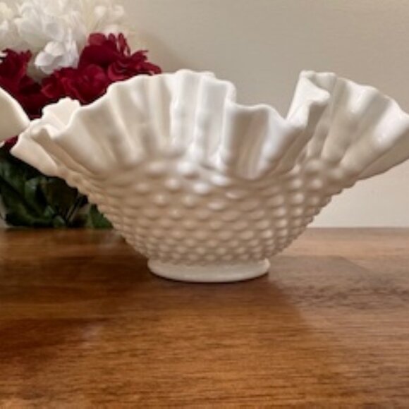 Fenton Hobnail Milk Glass Ruffle Bowls Set – Vintage White Scalloped Crimped Edg - Picture 8 of 10